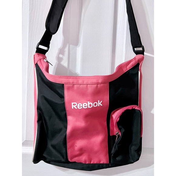 Reebok crossbody bag - Picture 1 of 2